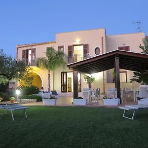 Trigrana Vacanze 2*, Castelluzzo Italia